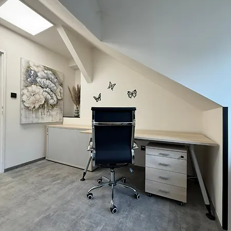 čisté A Příjemné Apartamento *