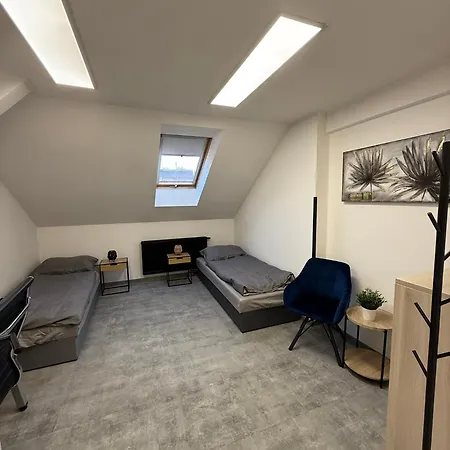 čisté A Příjemné Apartamento